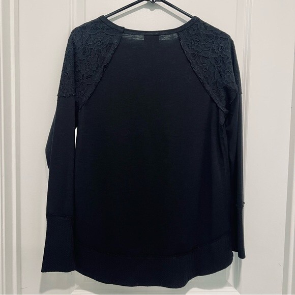 Knox Rose Black Pullover Lace Shoulder Detail High/Low Hem Women's Sz. XS - Picture 7 of 11